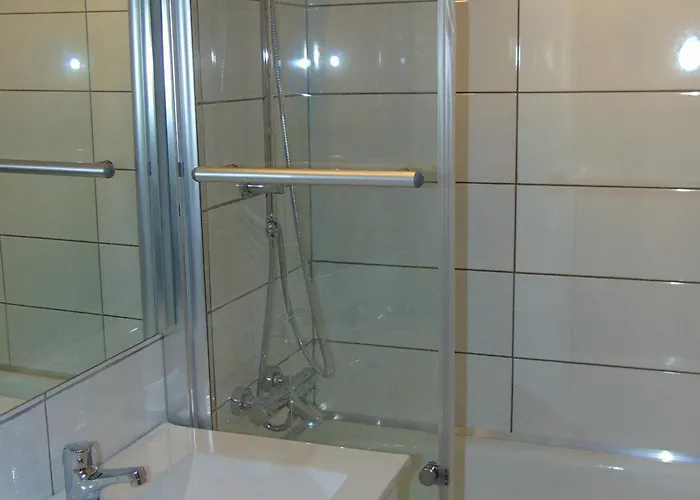 2 Pièces Sud-est Chamonix, Parking&animaux Admis - Fr-1-517-54 Chamonix