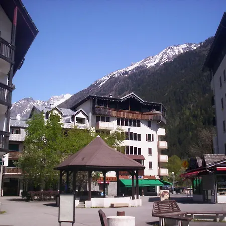 Renove A Avec Balcon, Animaux Acceptes, Parking - Fr-1-517-54 Apartment